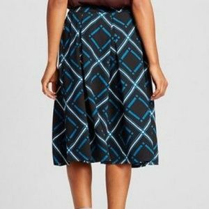 Who What Wear black birdcage skirt 4 pleated